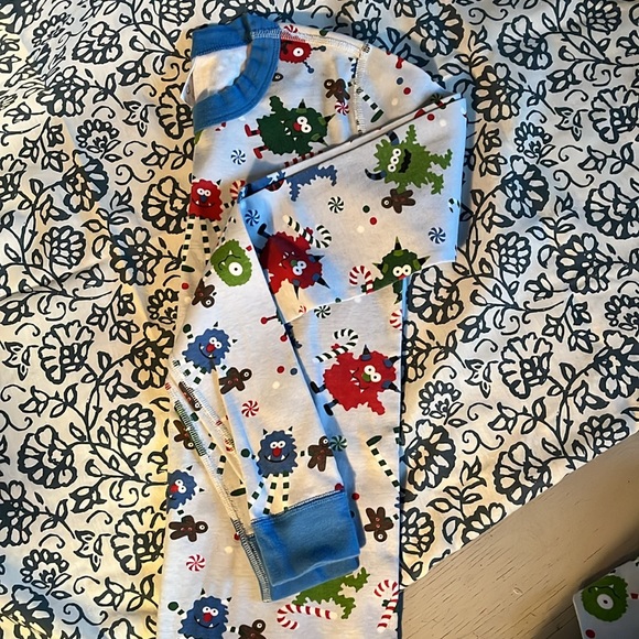 HANNA ANDERSSON Size:14 pajama set - Picture 3 of 6